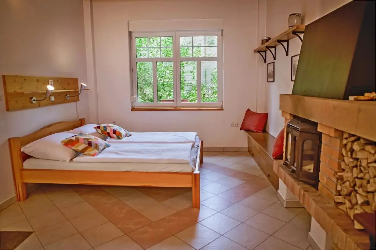 Glamping chata Milčinka u hradu Kokořín