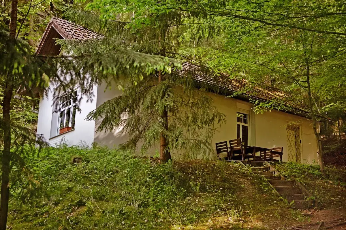 Glamping chata Milčinka v Kokořínském údolí