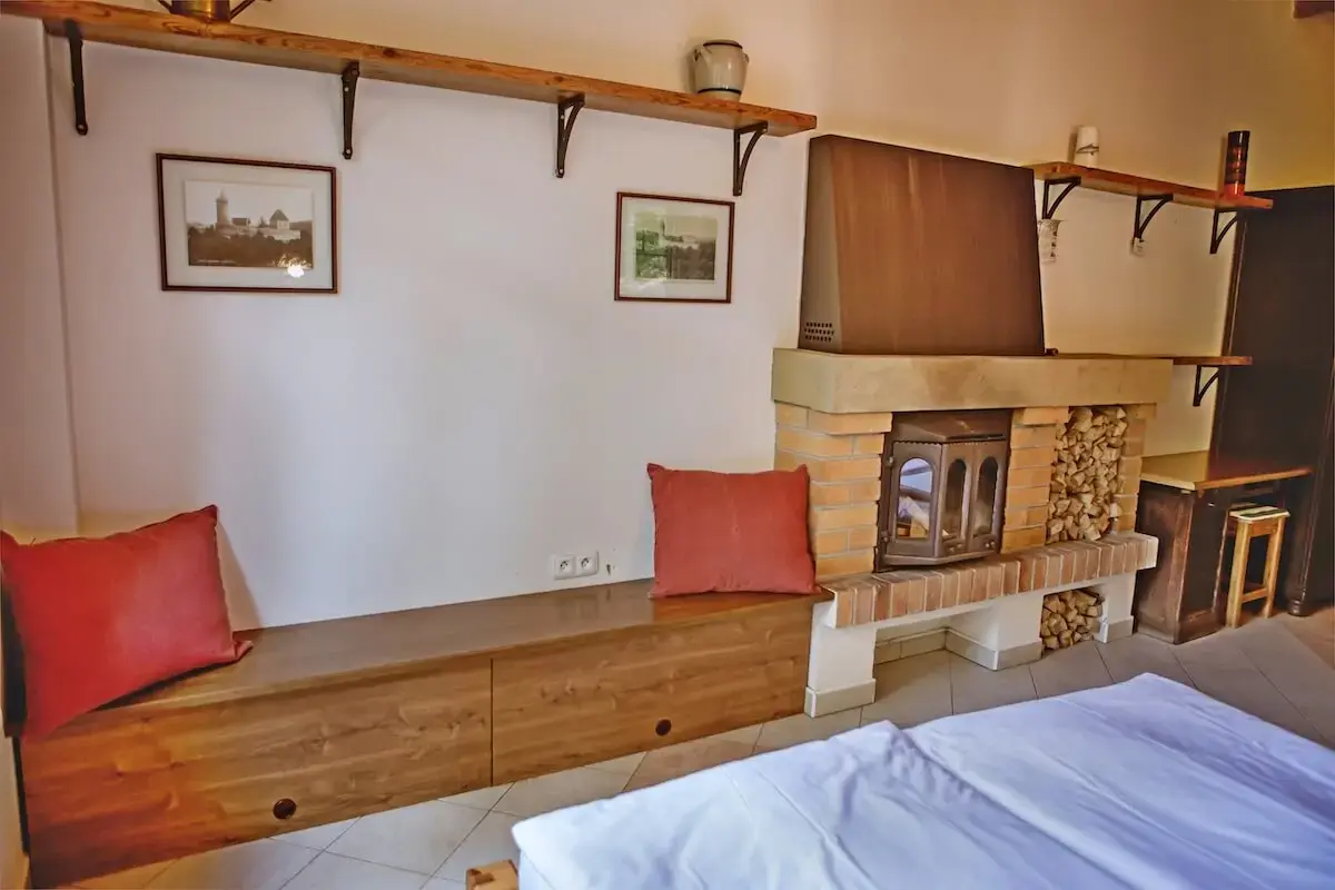 Glamping chata Milčinka v oblasti CHKO Kokorinsko