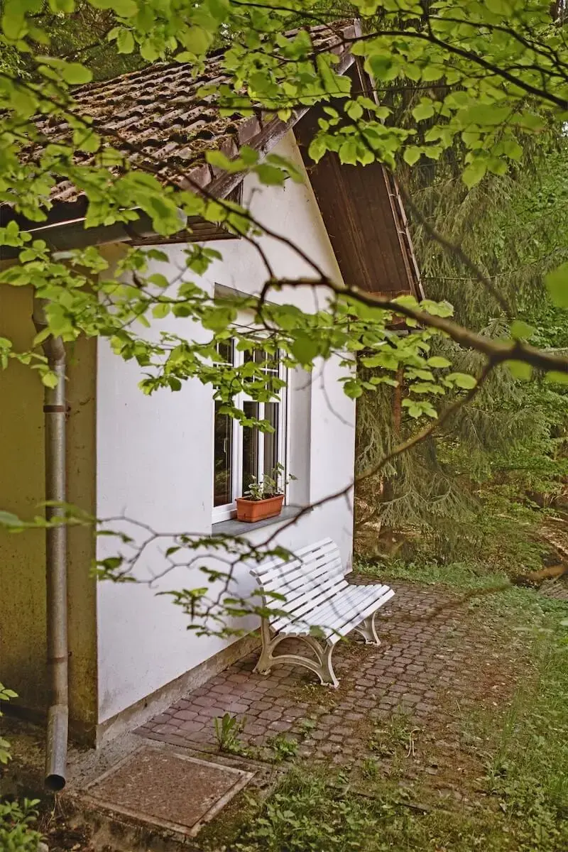 Chata Milčinka v Kokořínském údolí